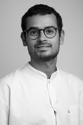 Dr Anthony Altglas Chirurgien-dentiste Paris