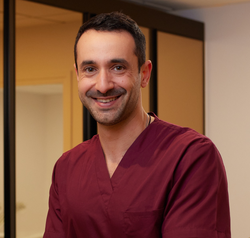 Dr Emmanuel Belhassen Chirurgien-dentiste Charenton-le-Pont